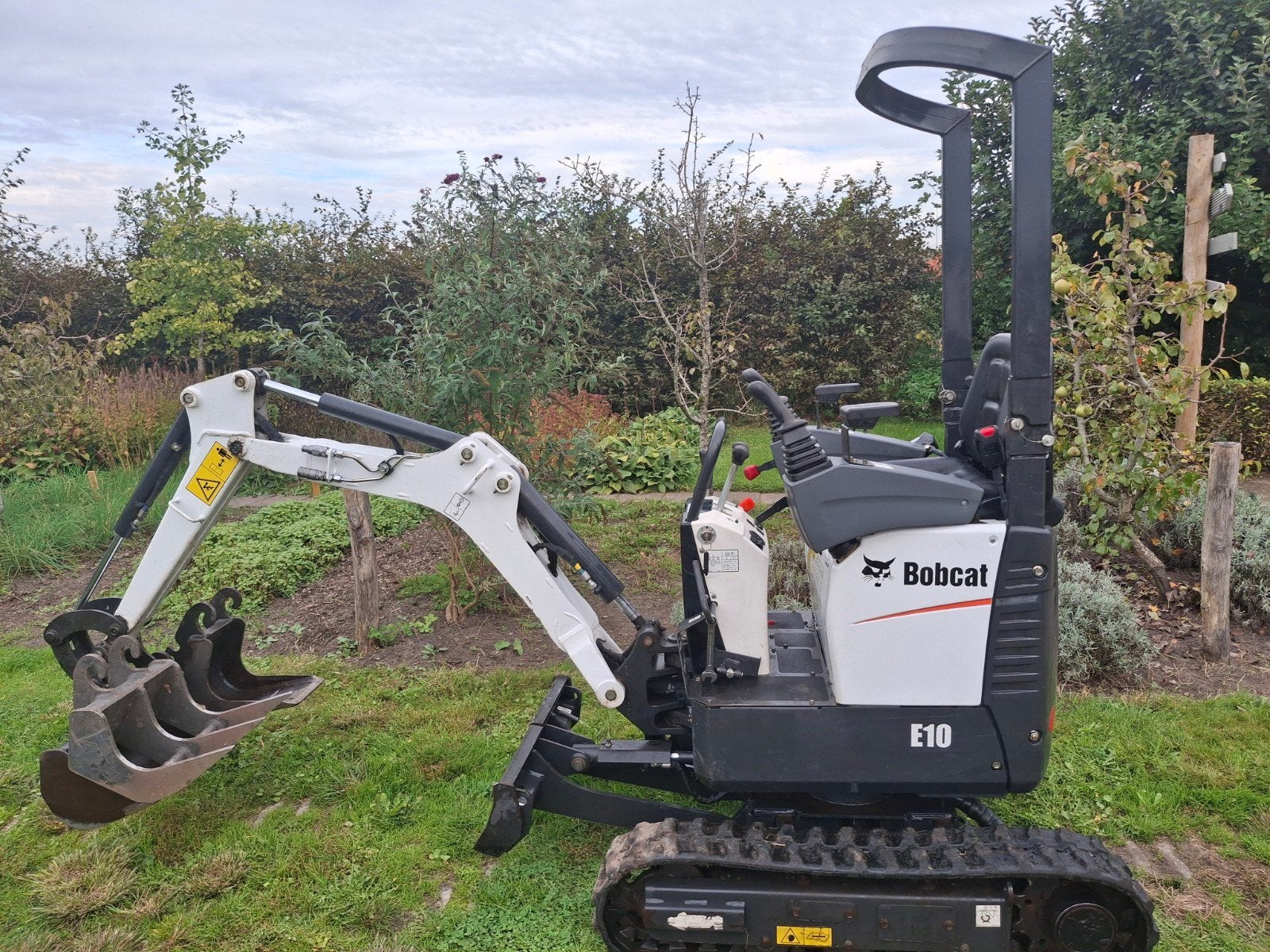 Bobcat E10 Minigraver - 450 uur!, Ophalen, Graafmachine