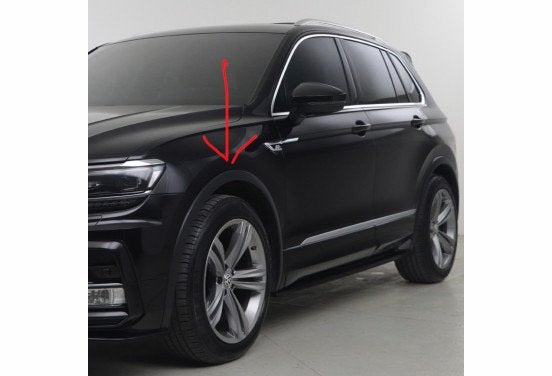 VW Tiguan R-Line lijst wielkast / wieldop satijnzwart, Ophalen, Nieuw, Bumper