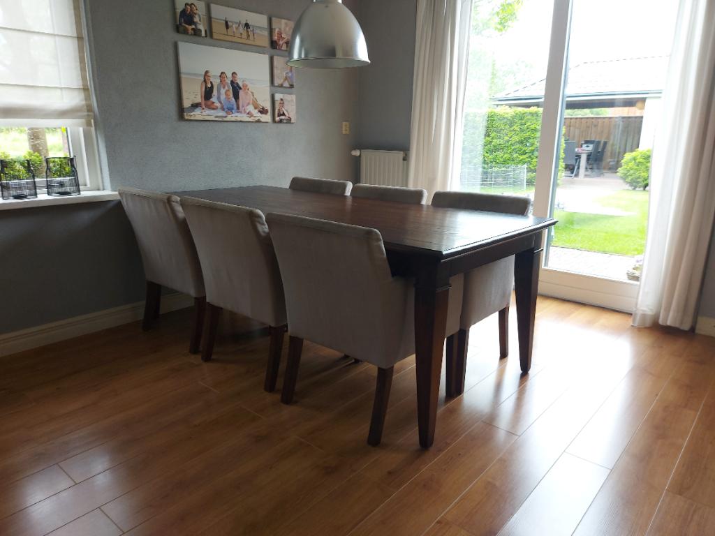 Donker eikenhouten tafel (koloniale stijl), Ophalen, Gebruikt