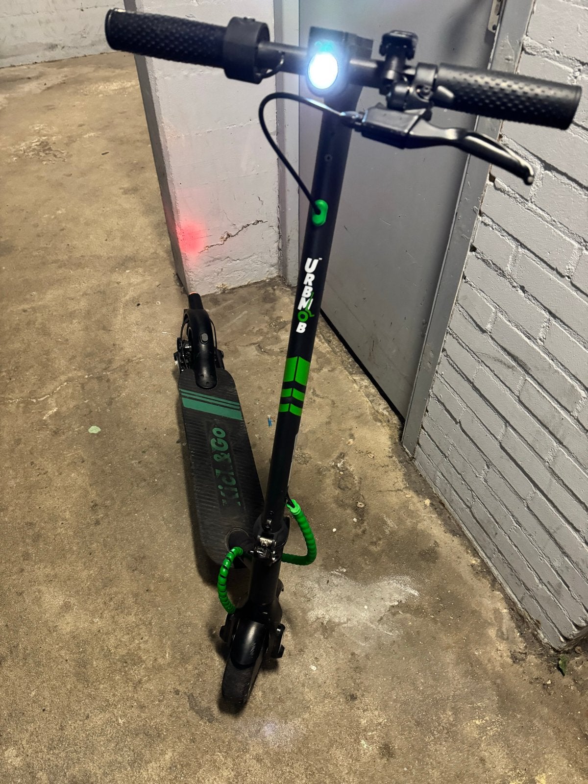 URBMOB Elektrische Step - Zo goed als nieuw, Ophalen of Verzenden, Zo goed als nieuw, Elektrische step (E-scooter)