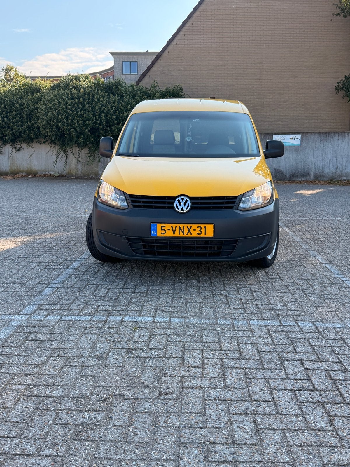 Volkswagen Caddy 1.6 D 75KW 2011, Automaat, Euro 5, 4 cilinders, 700 kg