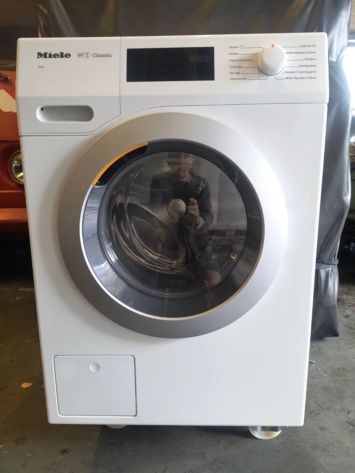 MIELE wasmachine, 6 tot 8 kg, Ophalen, 1200 tot 1600 toeren, 85 tot 90 cm