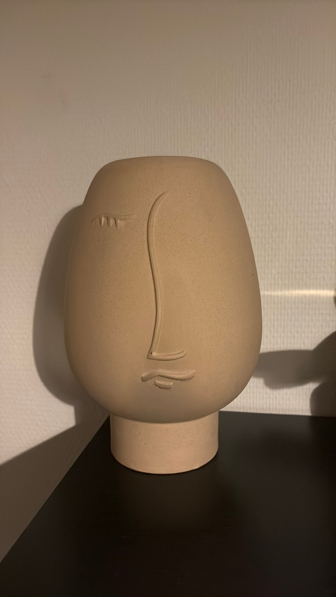 Vaas Irma leen bakker 26xØ17 cm beige gezicht, Ophalen, Zo goed als nieuw, Beige