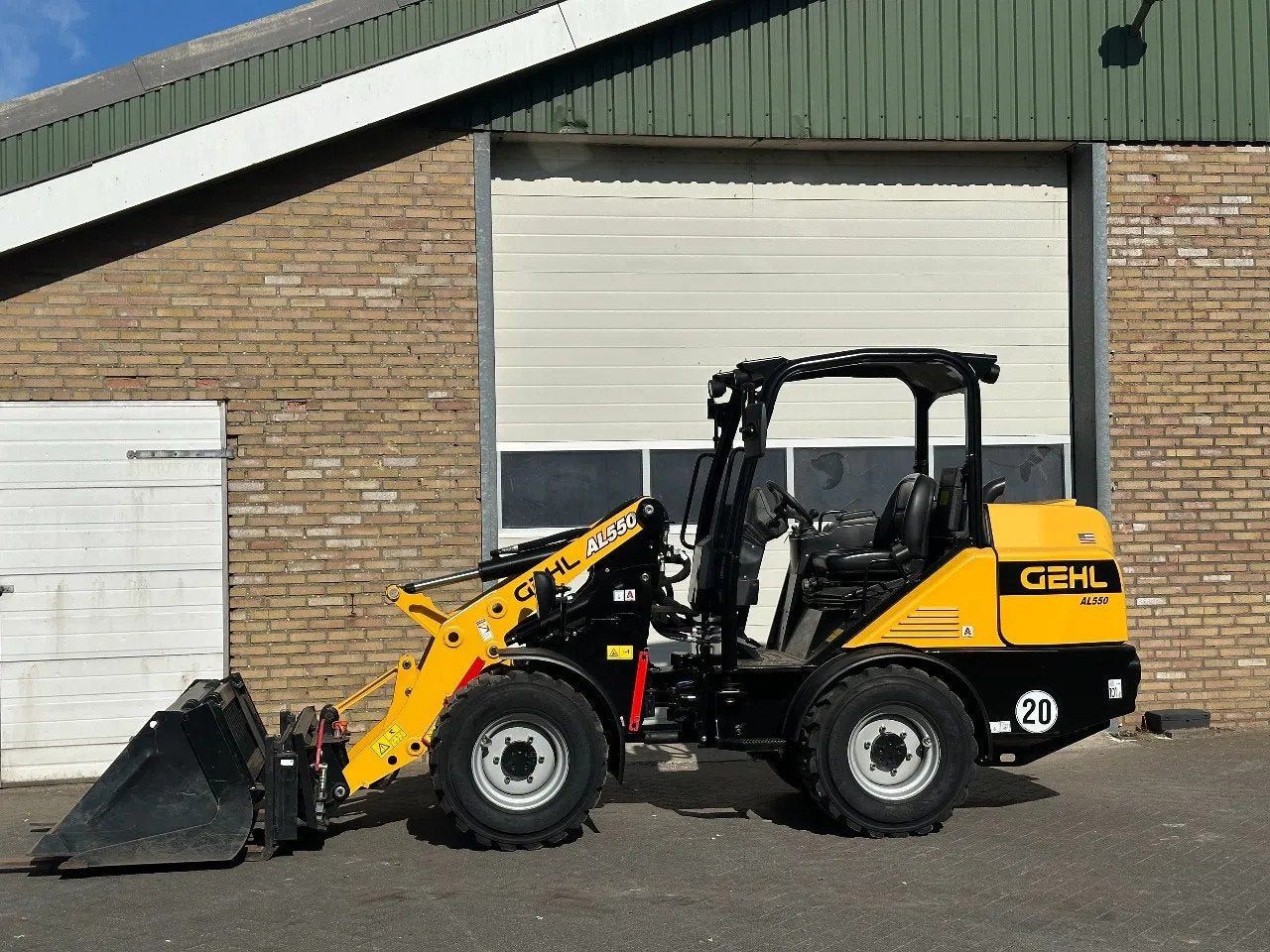 Gehl AL550 (bj 2022), Wiellader of Shovel