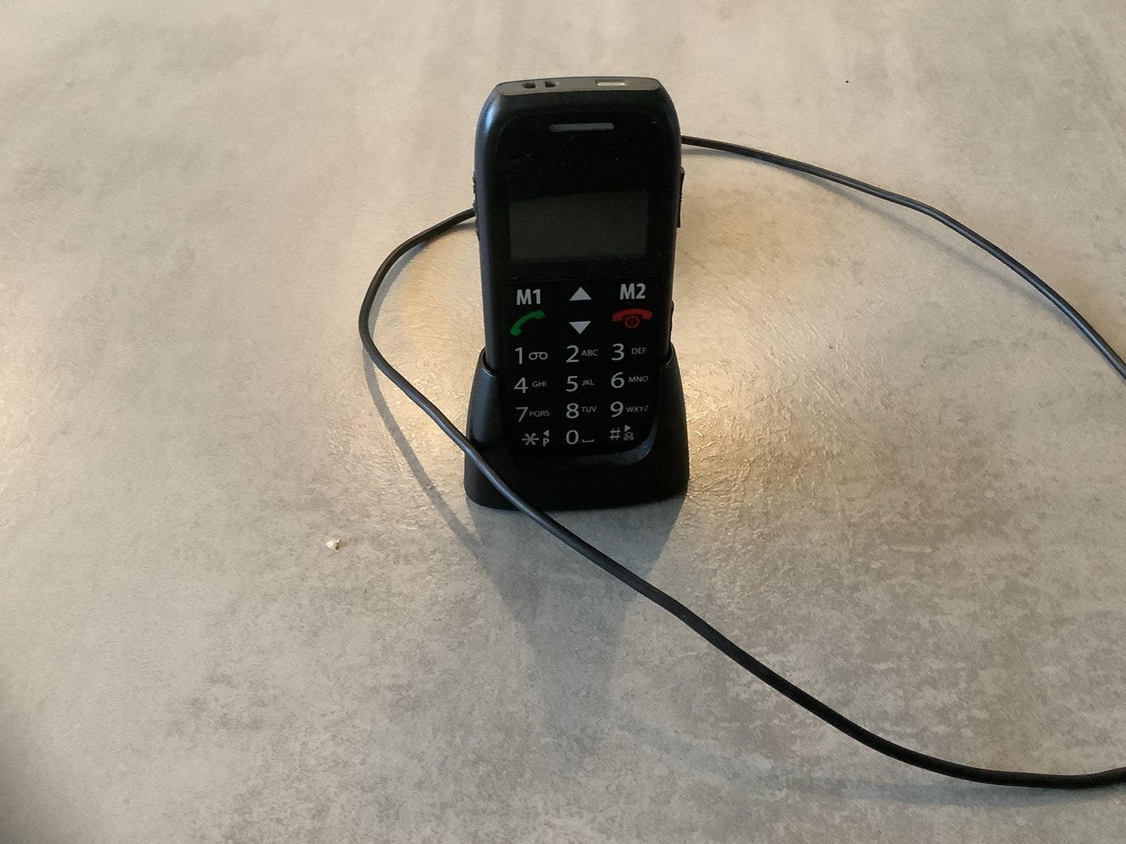 Fysic F20 Seniorentelefoon met Oplaadstation, Telecommunicatie, Overige modellen, Verzenden, Geen camera, Zo goed als nieuw
