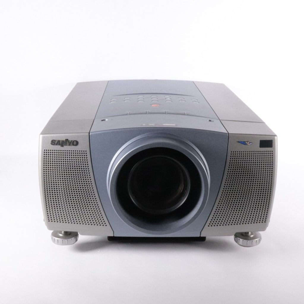 Sanyo PLV-60 Beamer - Nette Staat, Flex Ltd., Gebruikt, https://flex.com/contact-us, Nobelstraat 10, 5807 GA Oostrum LB, Limburg, Nederland