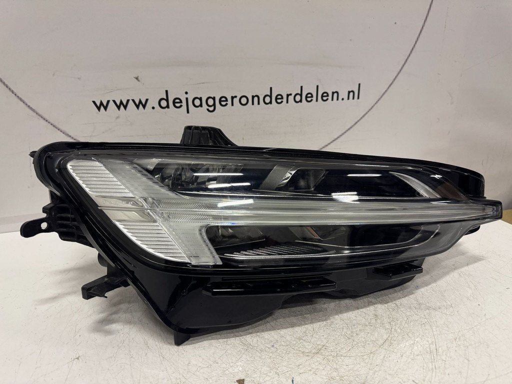 VOLVO V60 S60 FULL LED HIGH BEAM KOPLAMP RECHTS 32404685, Auto-onderdelen, Verlichting, Gebruikt, Gunnar Engellaus vag 8
405 31  Gothenburg, SE