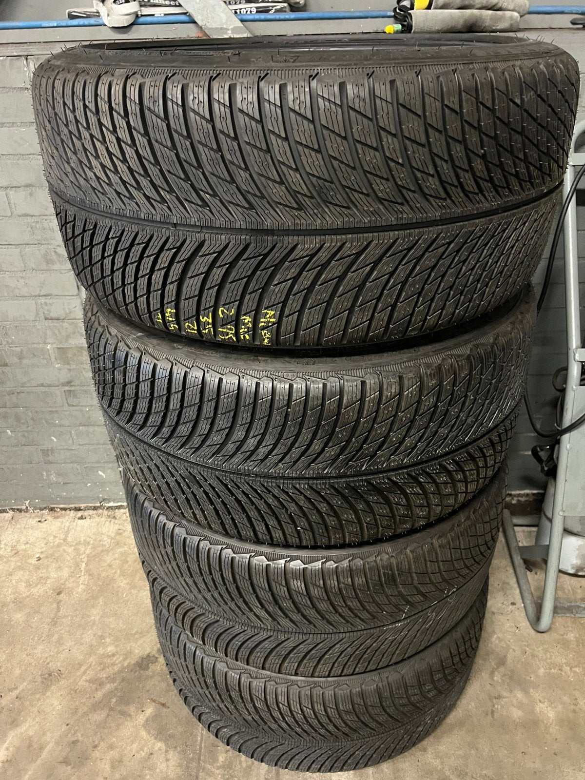 Michelin Alpin5 SUV(Nieuwe)295/35/21(107V), Ophalen, 295 mm, Nieuw, Band(en)