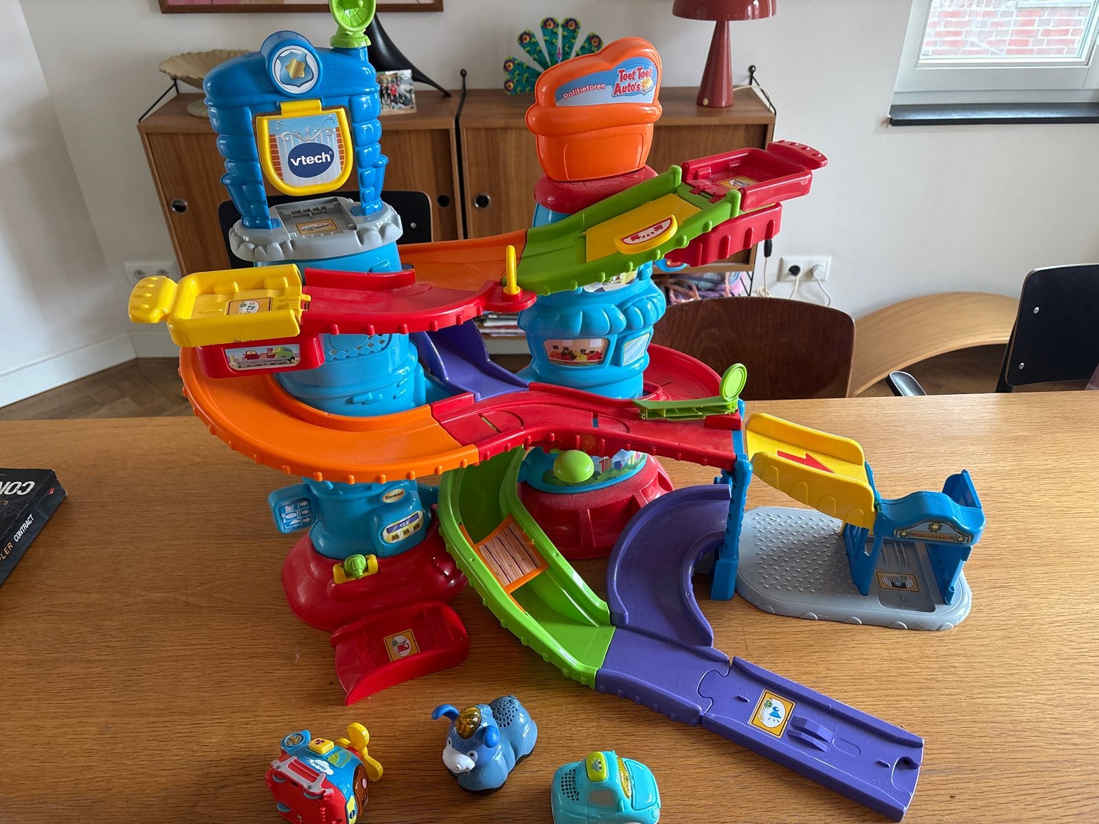 VTech Toet Toet Auto's Garage met 3 auto's, Ophalen, Zo goed als nieuw, 6 maanden tot 2 jaar