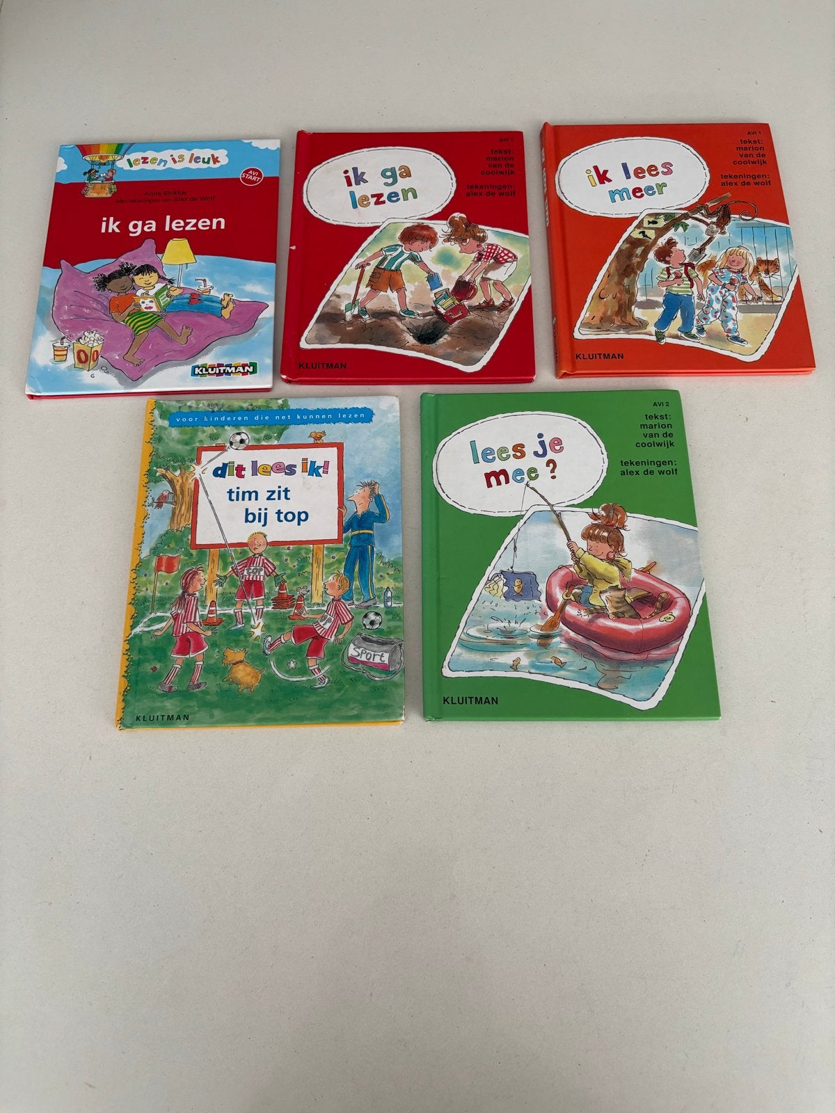 Lezen is Leuk! AVI Start tot AVI 2 - 5 boeken set Kluitman!, Ophalen of Verzenden, Gelezen, Fictie algemeen