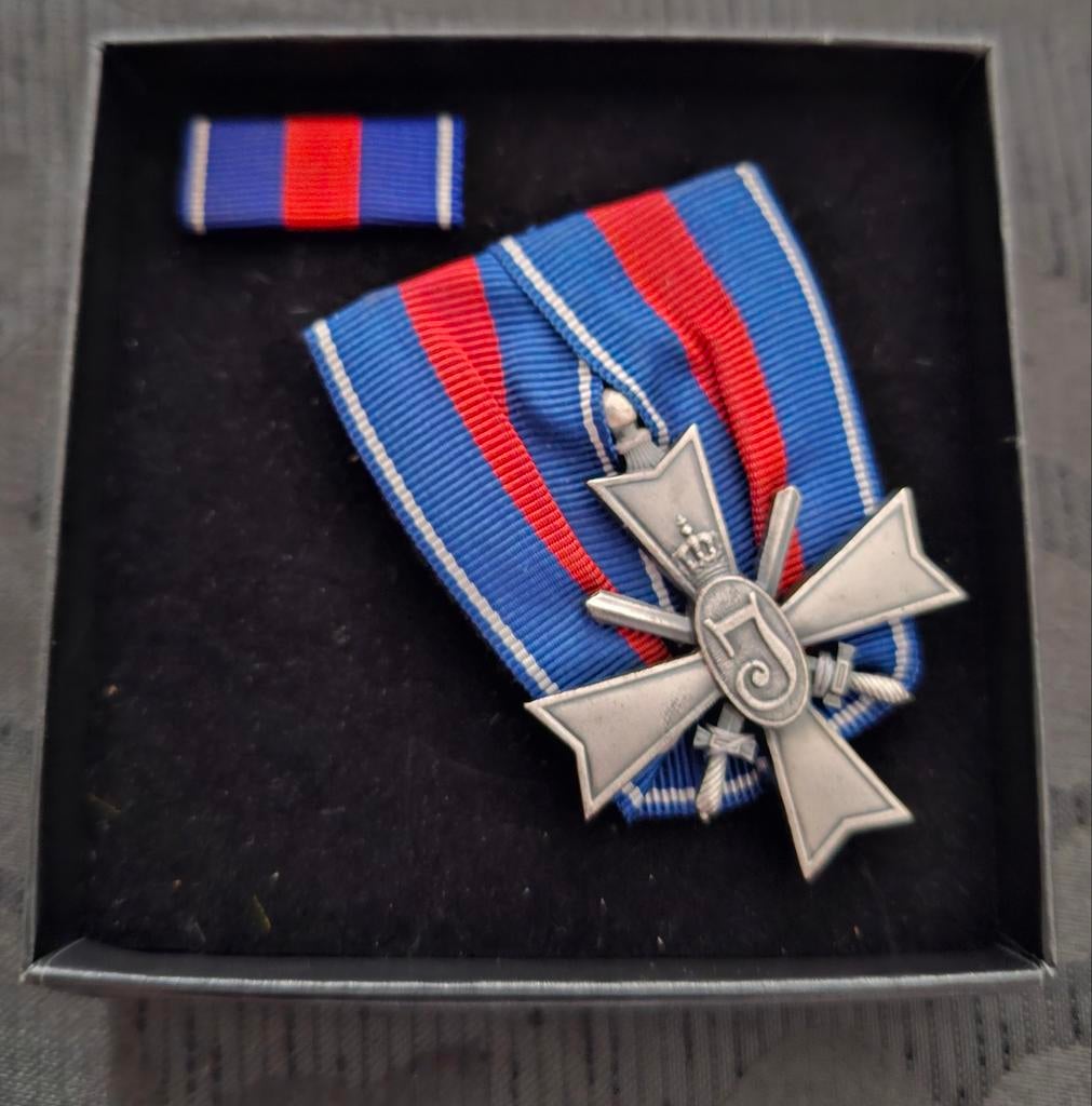 Recht en Vrijheid, medaille + baton, Verzenden, Landmacht, Nederland, Lintje, Medaille of Wings