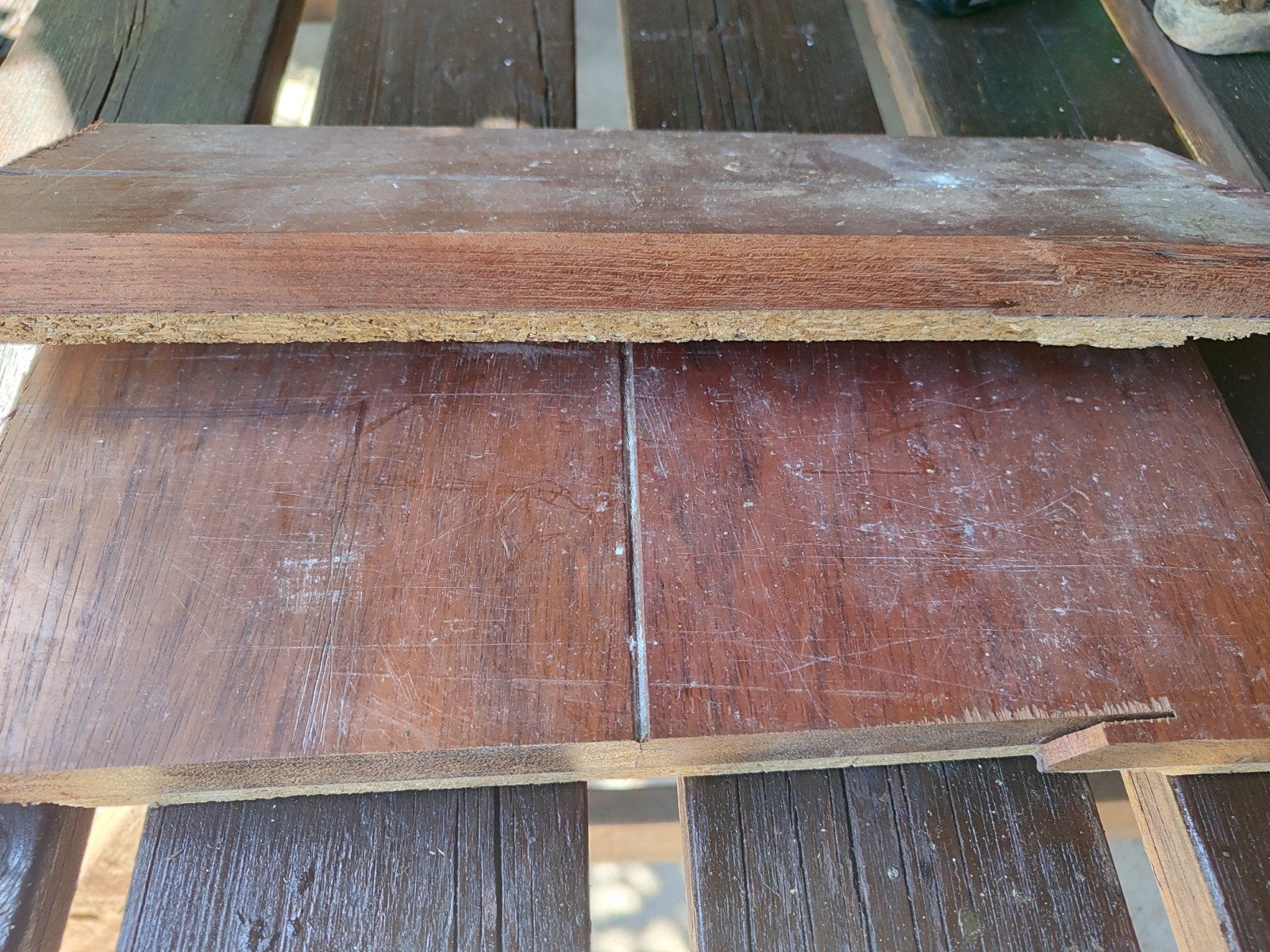 Mahoniehout, brandhout  kachelhout gratis, Minder dan 50 cm, Minder dan 5 m², 10 tot 30 cm, Hout