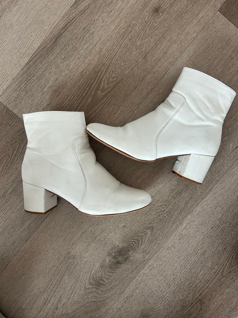 Anna Field Witte Enkellaarsjes Maat 41, Kleding | Dames, Schoenen, Wit, Lage of Enkellaarzen, Ophalen of Verzenden, Gedragen