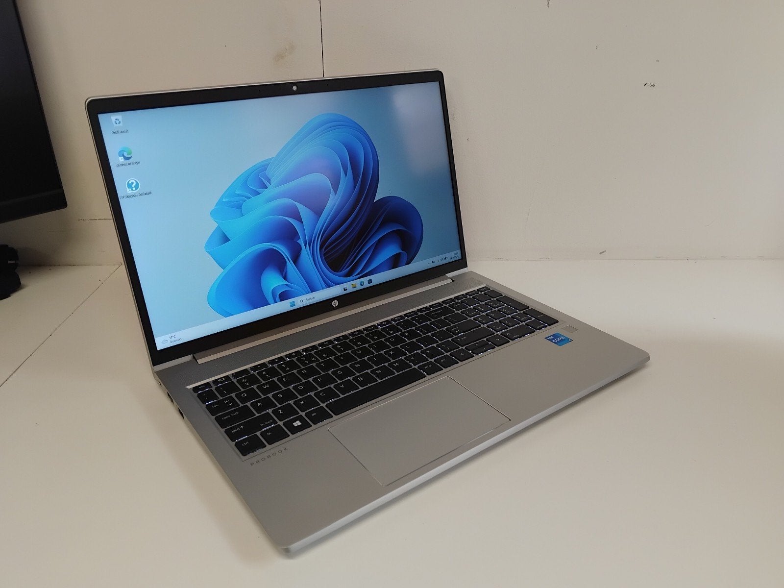 HP ProBook 450 G8 i5-1135G7 16GB 256GB Verlicht toetsenbord, Gebruikt, 2 tot 3 Ghz, 11th Gen: Intel Core i5-1135G7, Ophalen of Verzenden