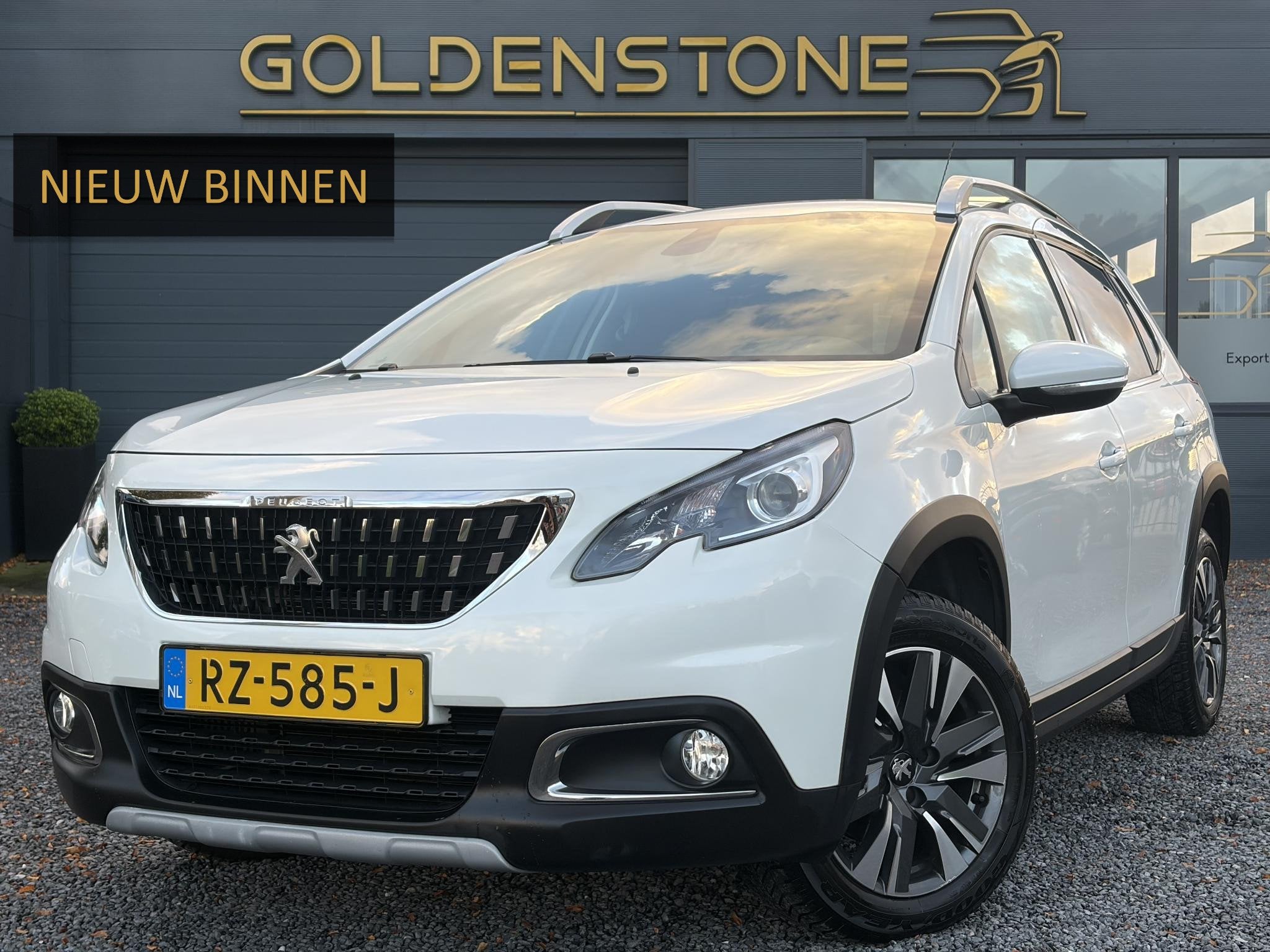 Peugeot 2008 1.2 PureTech Allure ✓Camera✓Navi✓Carplay, Dealer onderhouden, Stof, Euro 6, 1199 cc