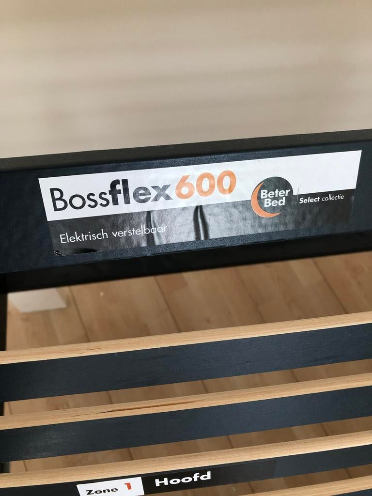 Beter Bed Bossflex 600 Elektrisch Verstelbare Lattenbodem, Ophalen of Verzenden, Zo goed als nieuw