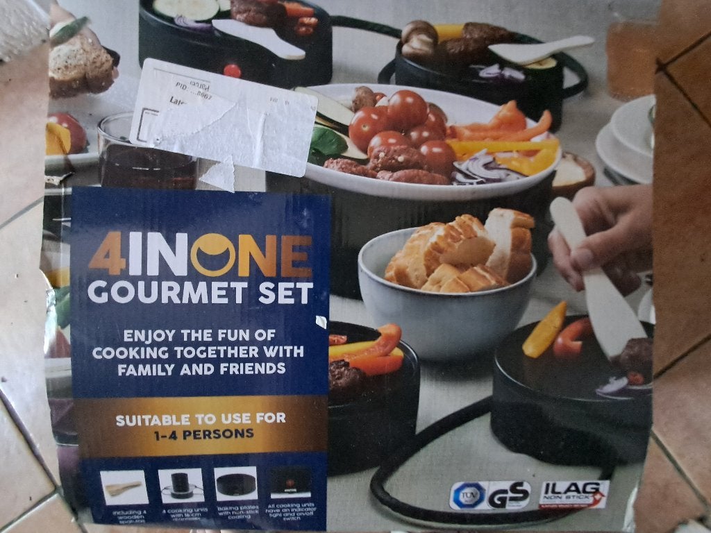 2x Gourmetstel, Ophalen, Nieuw, 4 t/m 7 personen