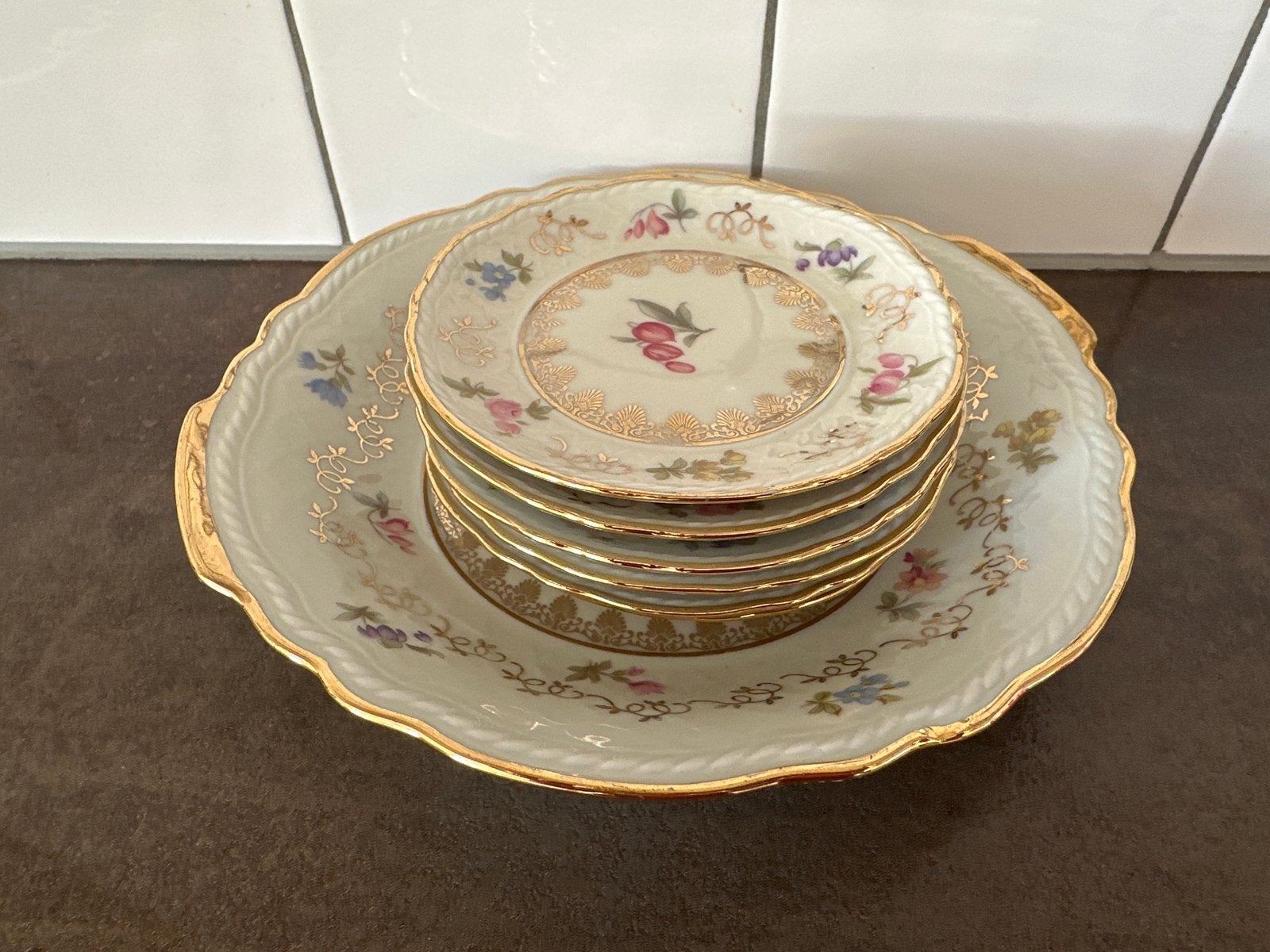 Antiek Bavaria porseleinen schaal en schoteltjes, Antiek en Kunst, Ophalen of Verzenden