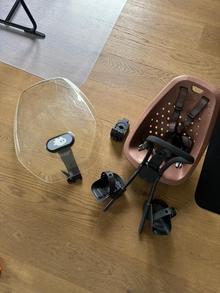 Thule Yepp mini fietsstoeltje stoeltje voorzitje kind bruin, Fietsen en Brommers, Fietsaccessoires | Fietsstoeltjes, Ophalen, Zo goed als nieuw