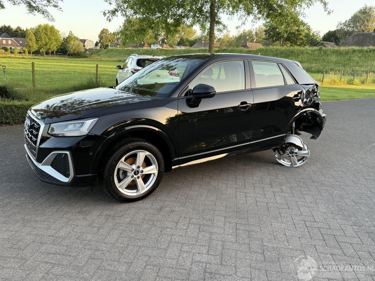 Audi Q2 S-Line / Leer / Panorama (bj 2022), Auto diversen, Zwart, Audi, SUV of Terreinwagen, Info@audi.de