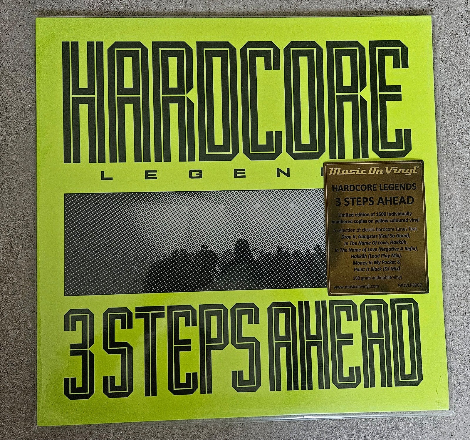 3 Steps Ahead - Hardcore Legends (Gelimiteerd Geel Vinyl), Cd's en Dvd's, Cd's | Hardrock en Metal, Nieuw in verpakking, Hardcore