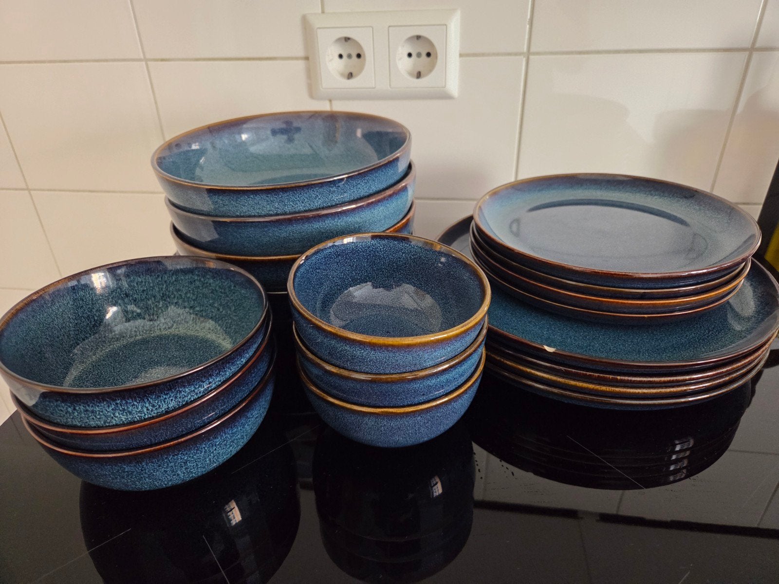 ikea gladelig servies, Ophalen, Kunststof, Zo goed als nieuw, Bord(en)