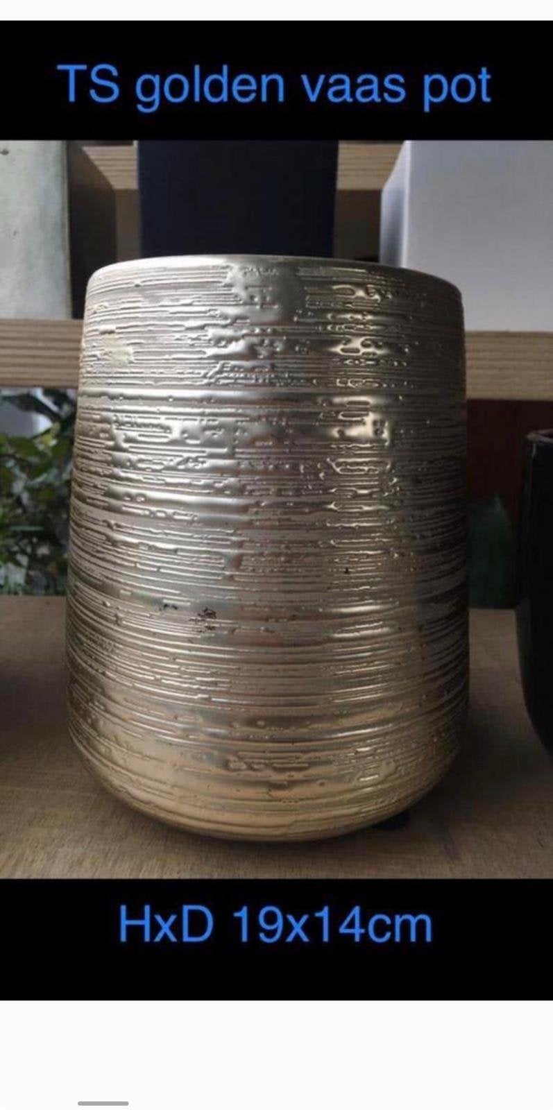 Prachtige Gouden Vintage TS Bloempotten Uniek Design vazen, Ophalen, Rond, Binnen, Zo goed als nieuw