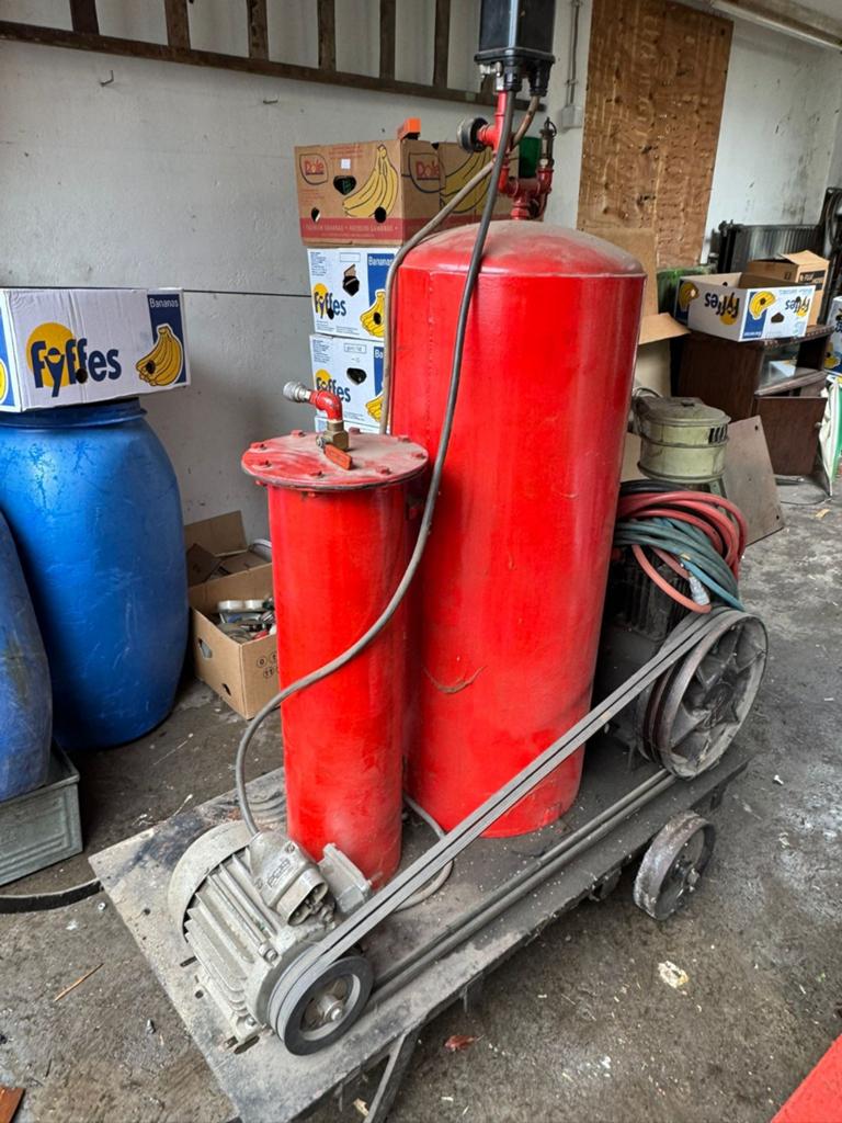 W.endstra compressor antiek in zeer goede staat, Ophalen of Verzenden, Zo goed als nieuw, Overige typen