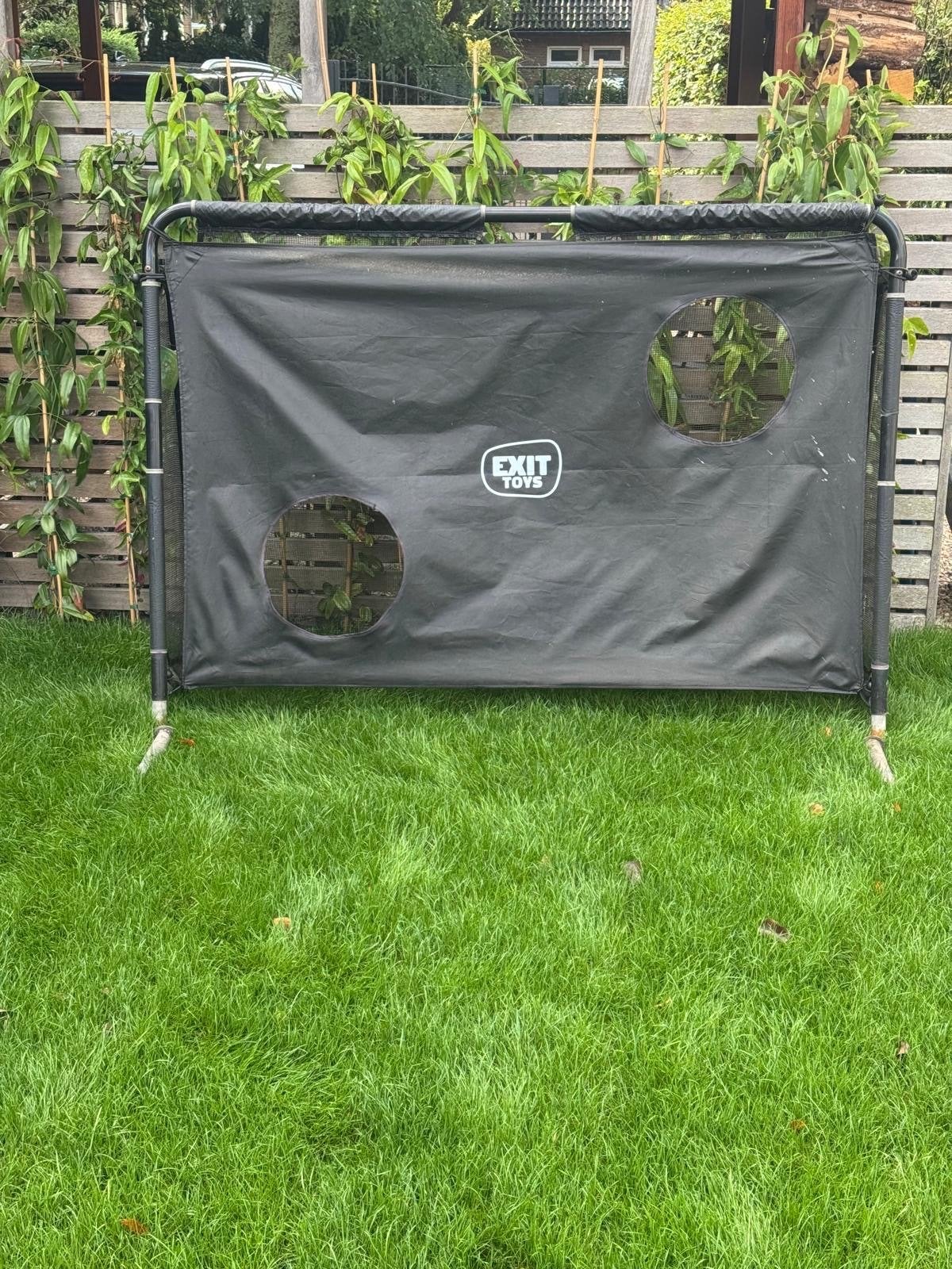 EXIT Maestro stalen voetbaldoel 180x120cm - zwart, Sport en Fitness, Maat XS of kleiner, Ophalen of Verzenden, Zo goed als nieuw