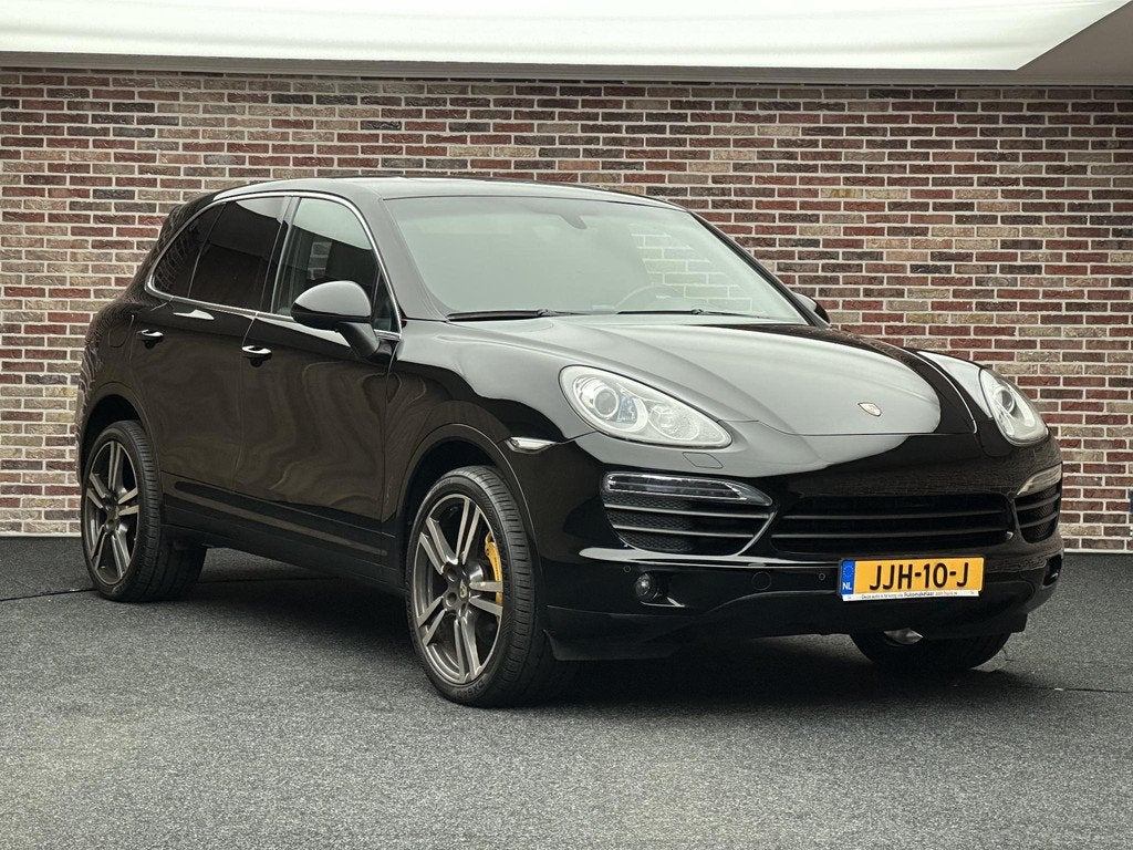 Porsche Cayenne 4.8 S Panorama | Stoelverwarming | Elektrisc, Automaat, Gebruikt, 8 cilinders, Zwart