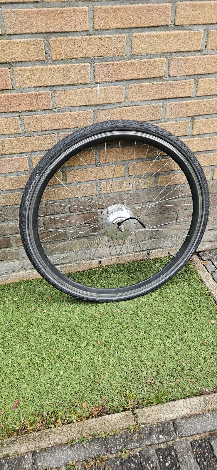 Stella voorwiel met motor, Fietsen en Brommers, Fietsonderdelen, Gebruikt, Stella, Ophalen of Verzenden, Elektrische fiets