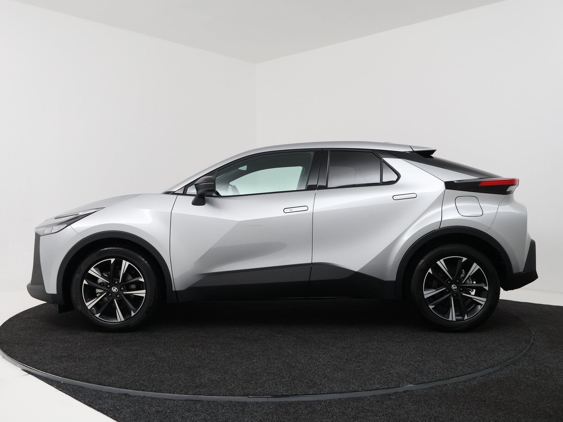 Toyota C-HR 1.8 Hybrid 140 Dynamic | Apple CarPlay / Android, Auto's, Stof, 4 cilinders, 122 pk, Origineel Nederlands