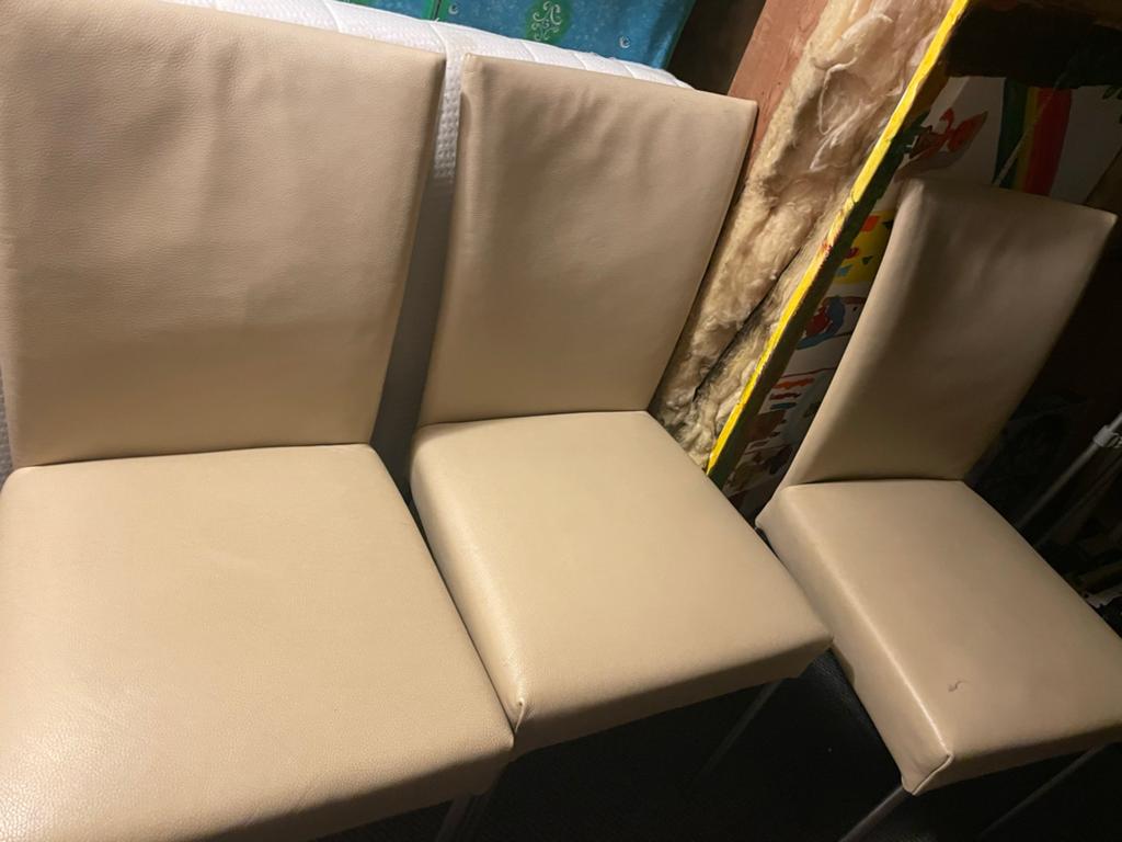 3 Crèmekleurige Leren Stoelen in Redelijke Staat, Ophalen, Gebruikt, Overige kleuren, Drie