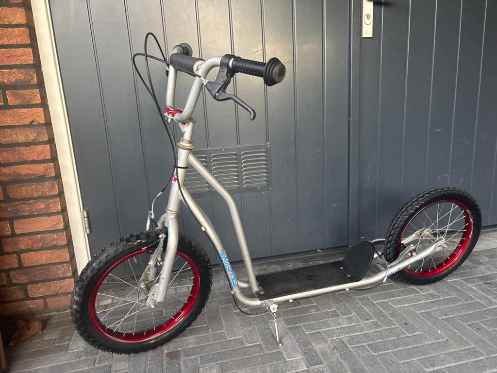 Step steppen 16 inch jong volwassen  step, Fietsen en Brommers, Steps, Ophalen, Zo goed als nieuw, Gewone step