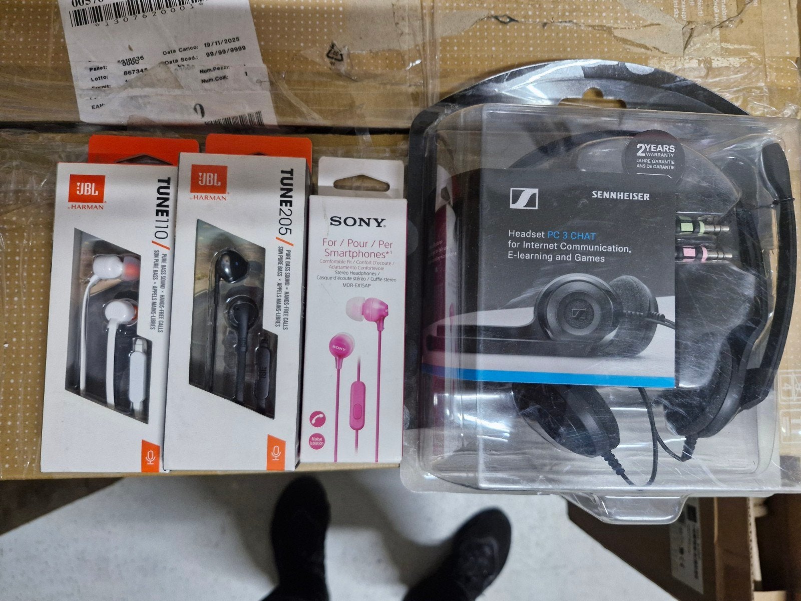 JBL en Sony oordopjes. Sennheiser koptelefoon Nieuw!!, Ophalen of Verzenden, Nieuw