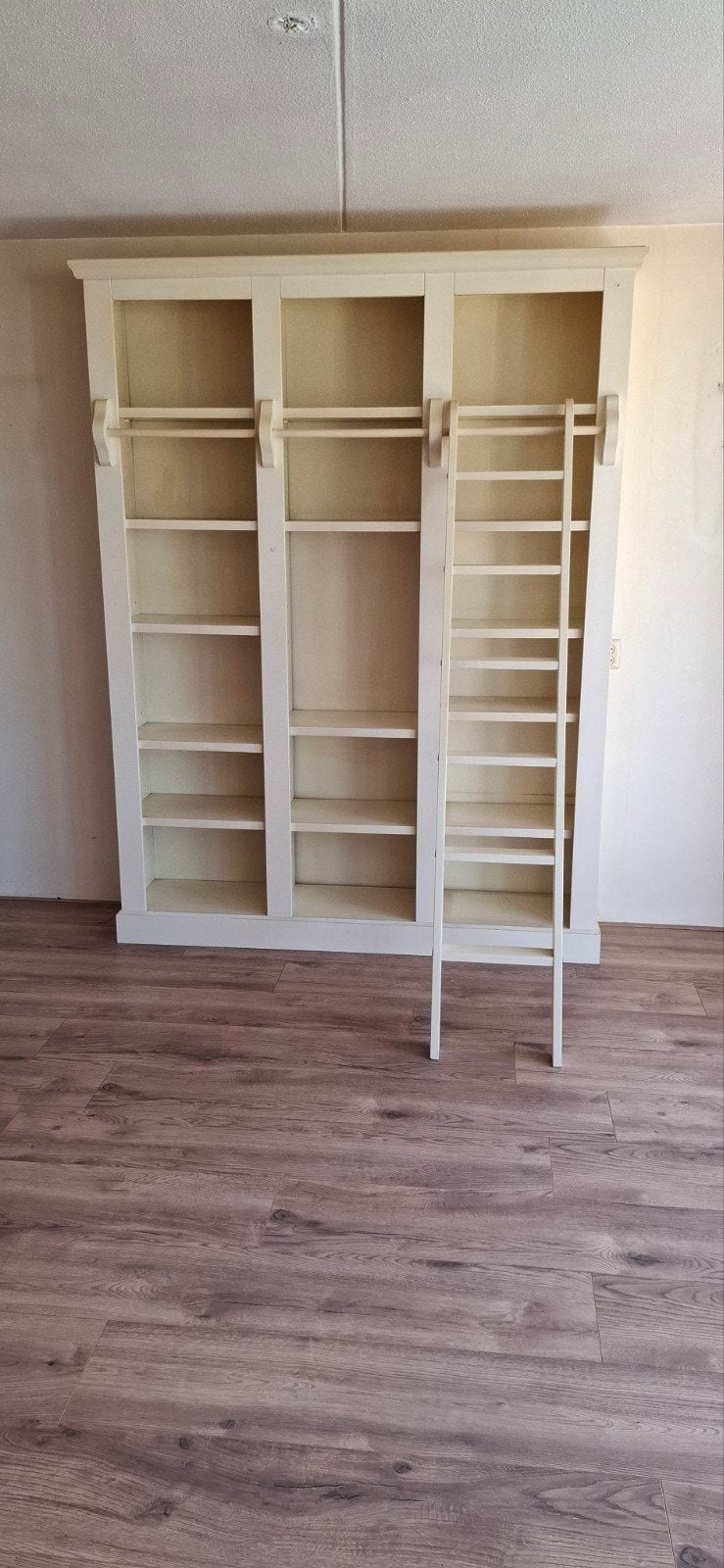 boekenkast met trap, Ophalen