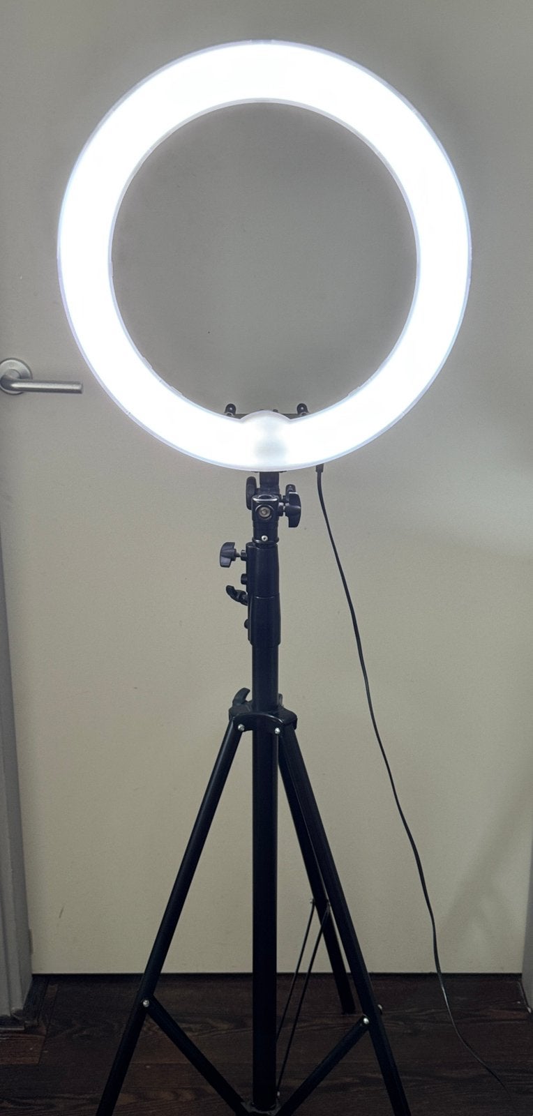 Led ring light, merk: Bresser, Ophalen, Lamp of Flitsset, Gebruikt, Inclusief statief