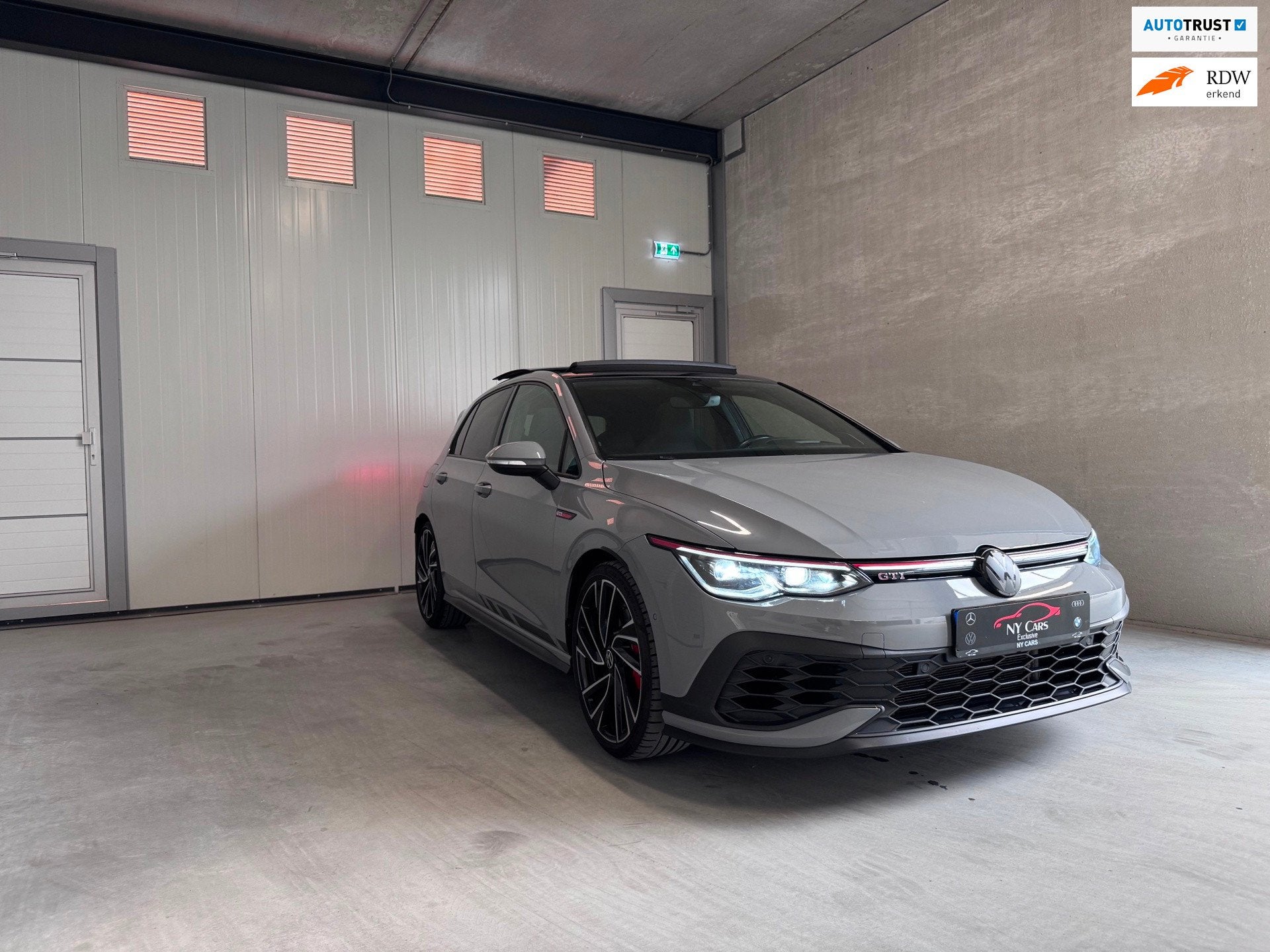 Volkswagen Golf 2.0 TSI GTI Clubsport Nardo Pano|HuD|H&K|Key, Auto's, Gebruikt, 4 cilinders, 1984 cc, 14 km/l