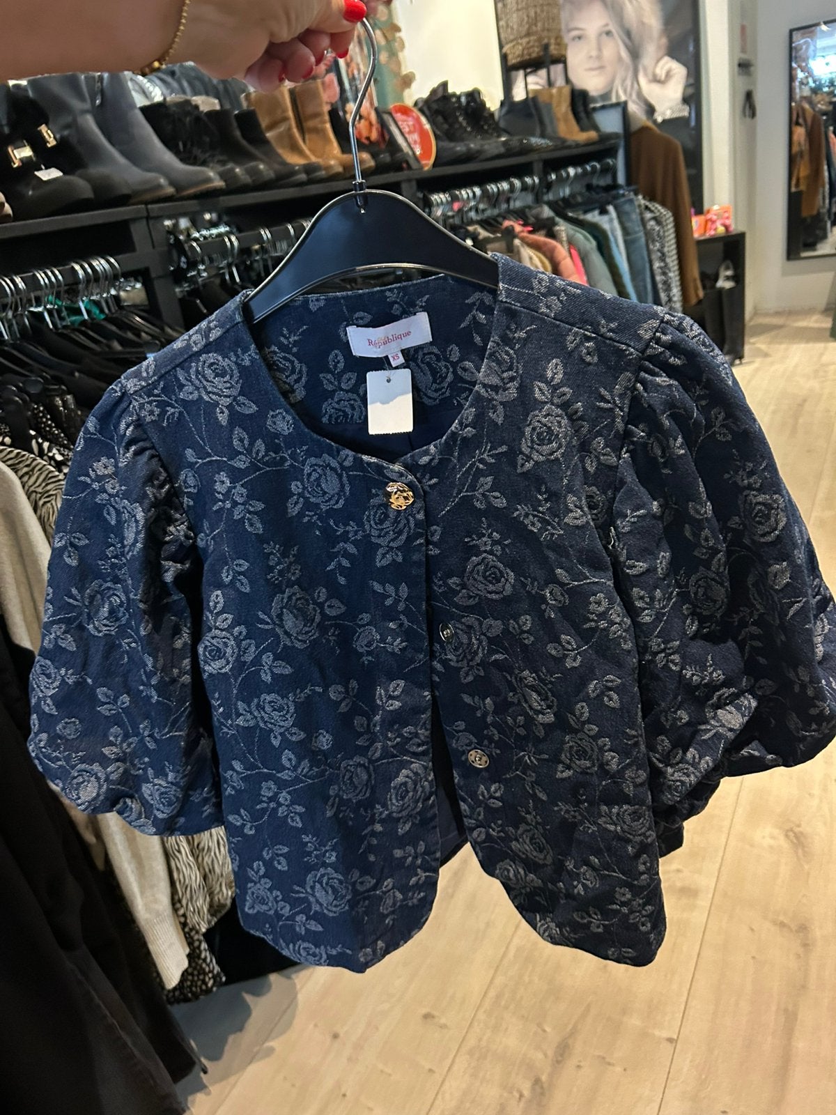 2e hands MERK-KLEDING, Ophalen, Zo goed als nieuw, Zwart