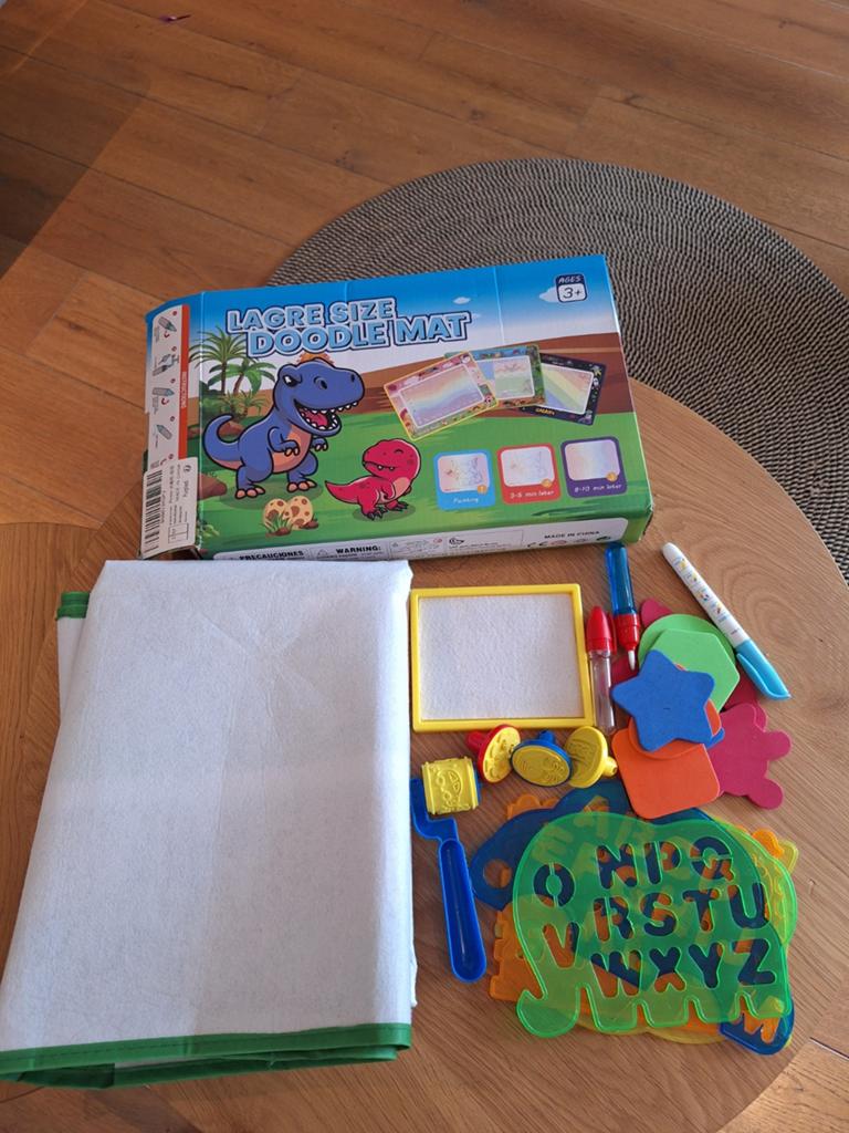 Aqua Doodle Mat Dino met veel accessoires, Ophalen of Verzenden, Zo goed als nieuw