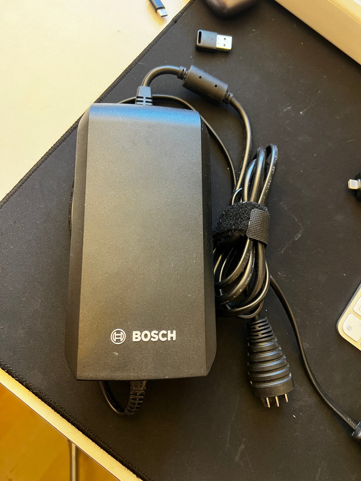 Bosch eBike Acculader 36-6/230 Fast Charger BCS250, Ophalen of Verzenden, Zo goed als nieuw