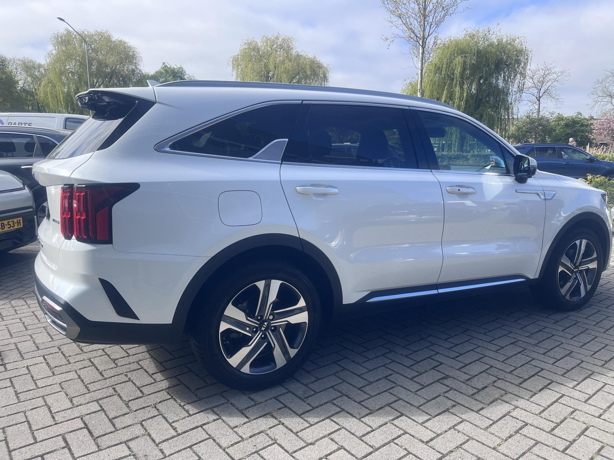 Kia Sorento 1.6 T-GDI Plug-in Hybrid 4WD ExecutiveLine 7p. V, 14 kWh, Gebruikt, Euro 6, 4 cilinders