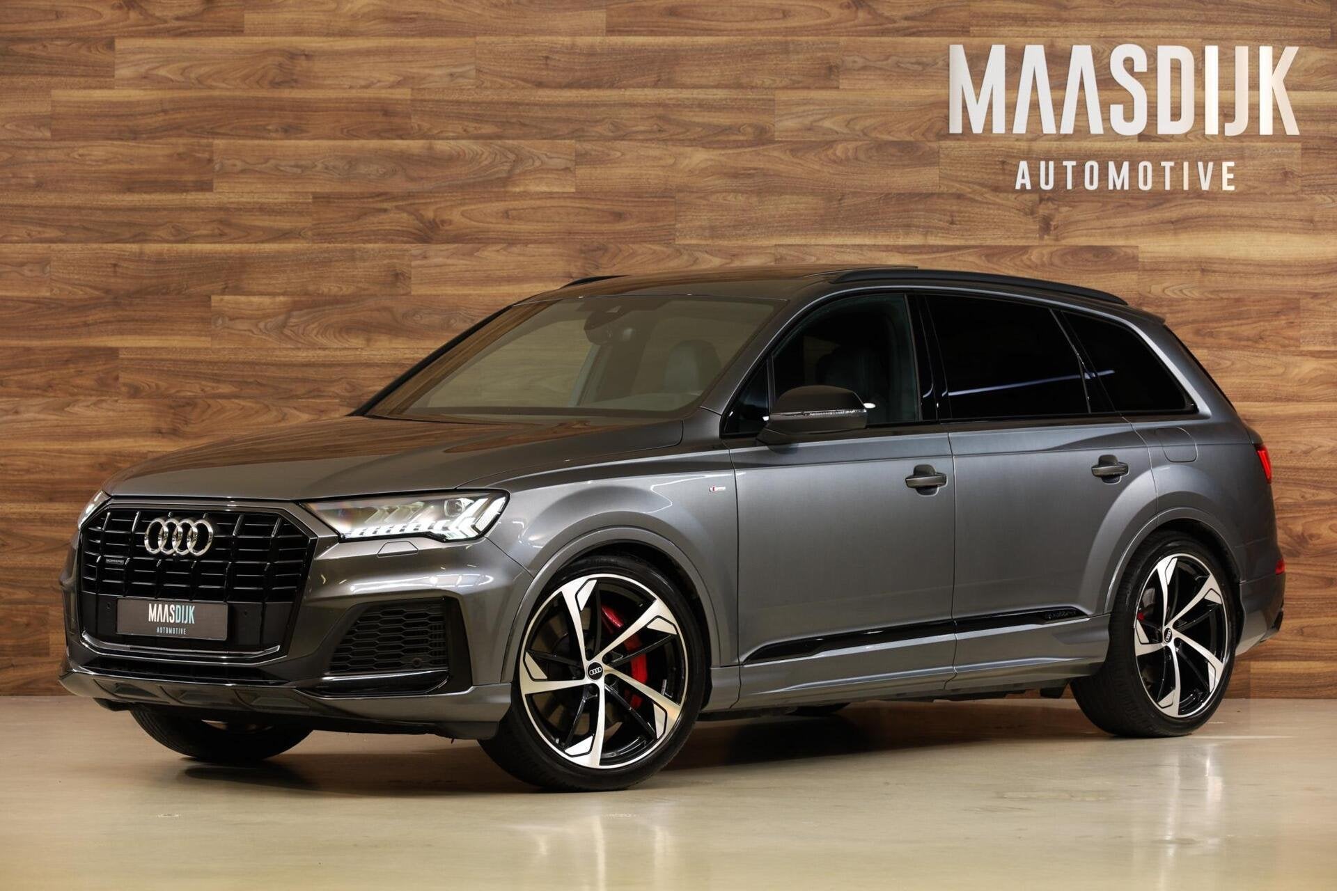 Audi Q7 60 TFSIe Competition S-Line|Pano|RS Seats|B&O|Ventil, Auto's, Audi, Automaat, Gebruikt, Zwart, 2995 cc