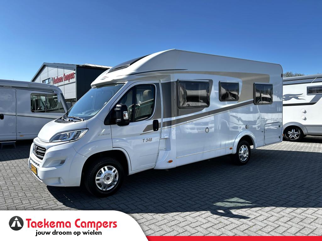 Fiat Carado T348 Fransbed/Hefbed/2015/6.9M/Airco/Euro5/131pk, Caravans en Kamperen, Campers, Fiat, Bedrijf, 6 tot 7 meter, Half-integraal