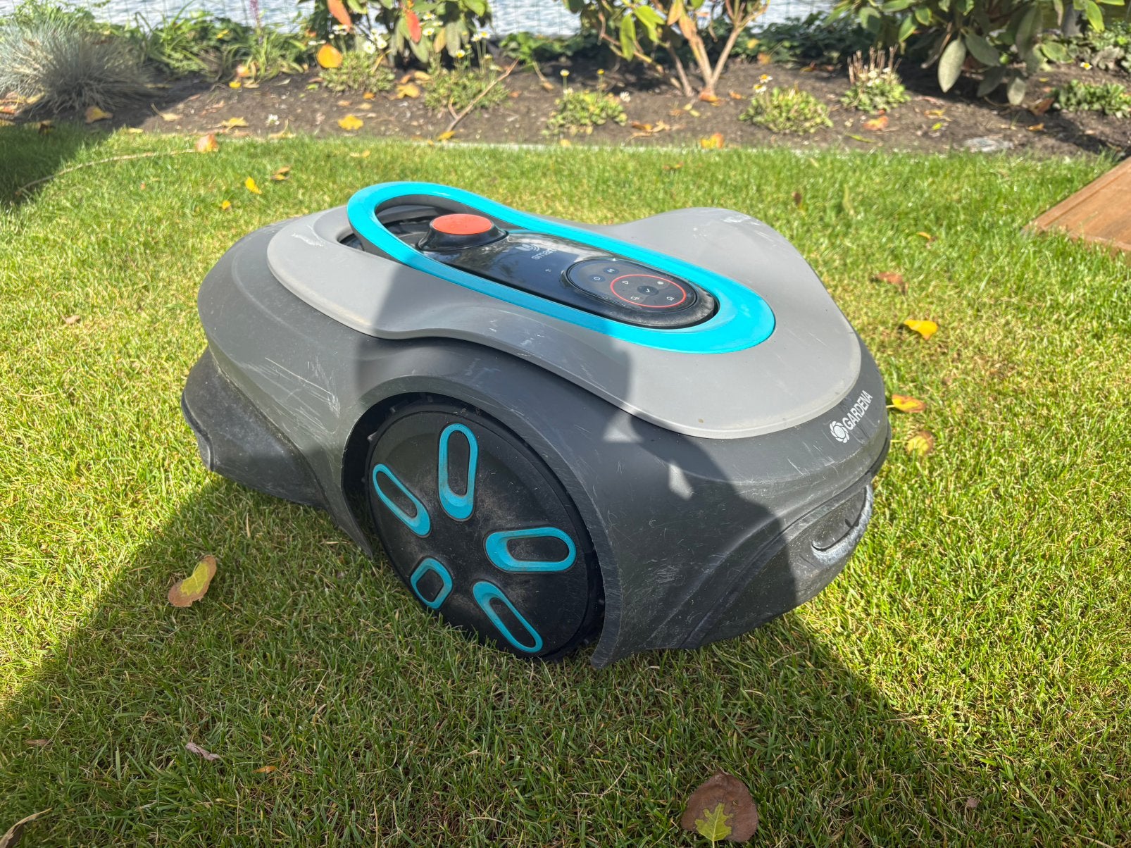 Foto 2 van Gardena smart SILENO max 1000 (4 maanden oud)