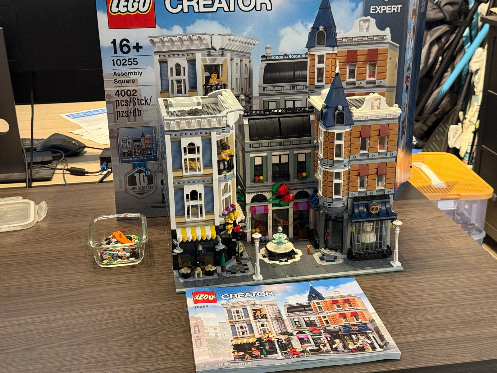 LEGO Creator Expert 10255 Assembly Square, Ophalen of Verzenden, Zo goed als nieuw, Overige merken