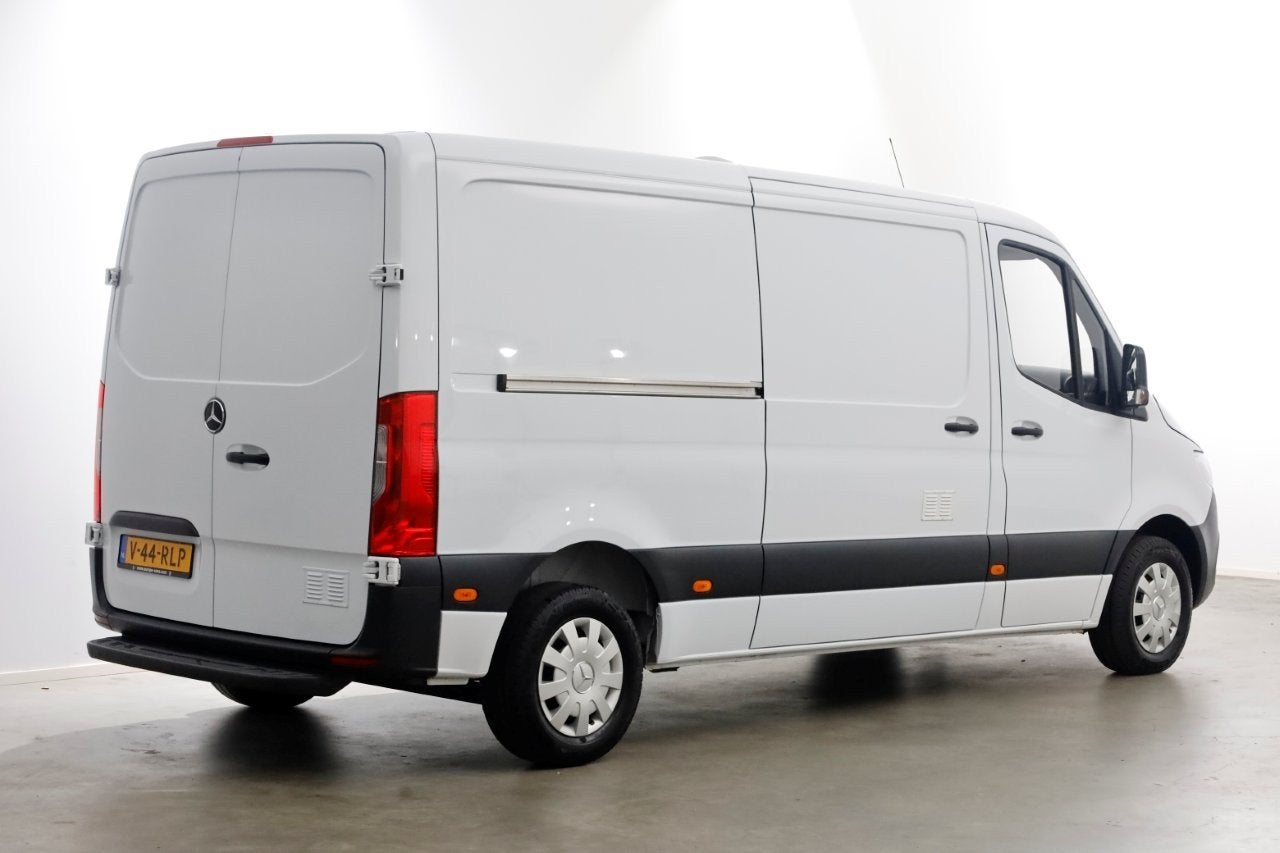 Mercedes-Benz Sprinter 315 CDI 150pk L2H1 Airco/Carplay/Crui, Auto's, Voorwielaandrijving, Dealer onderhouden, Gebruikt, Euro 6