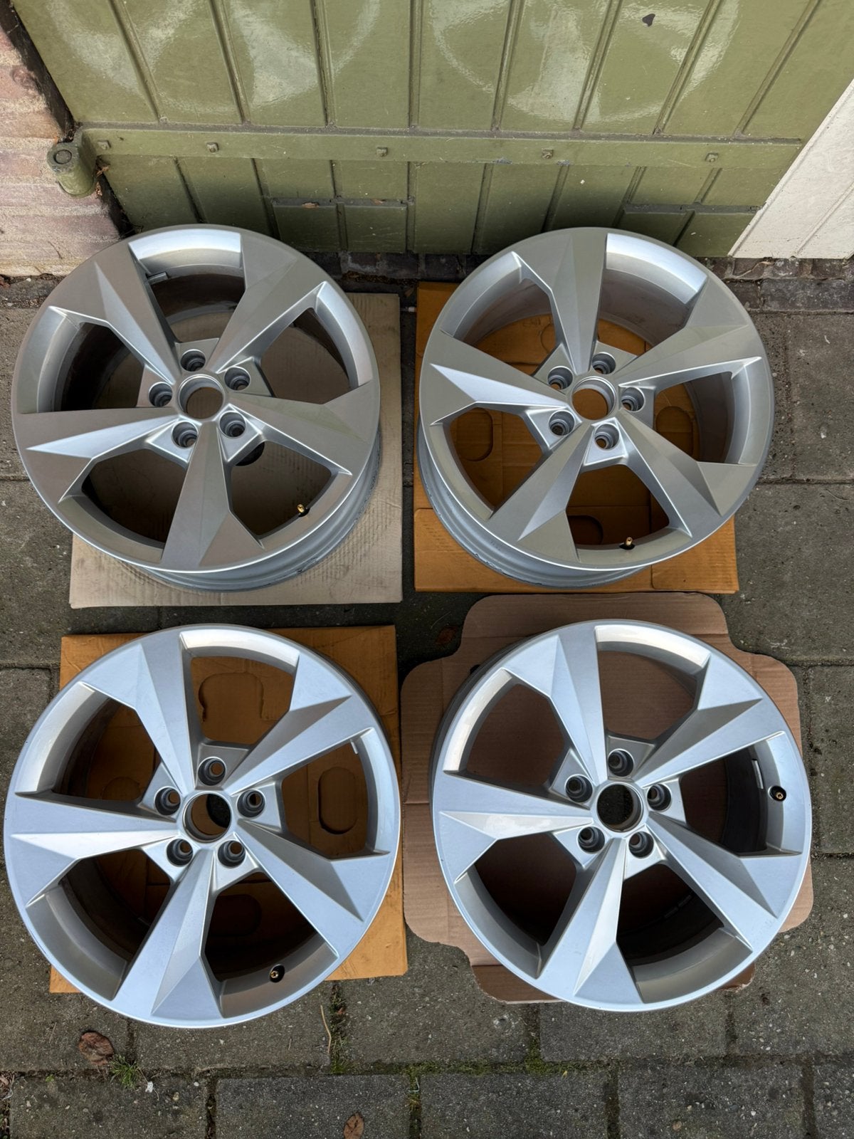 Originele Audi A3 S-line Rotor 18 inch velgen in nette staat, Ophalen, 18 inch, Gebruikt, Velg(en)