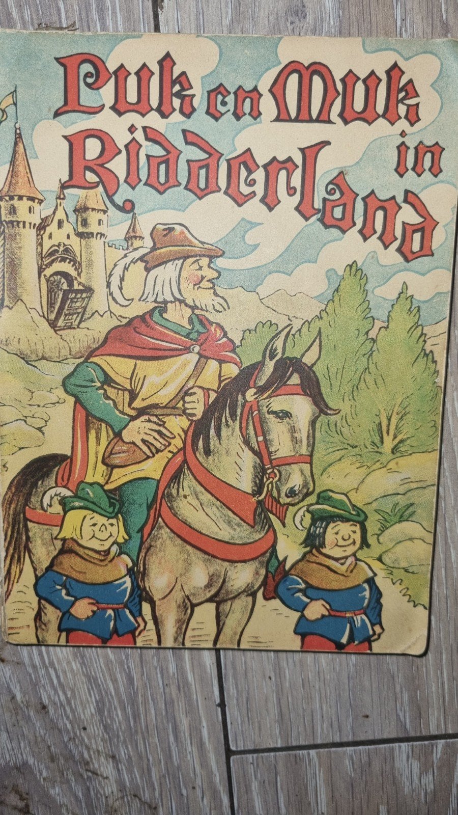 Puk en Muk in Ridderland - Vintage Kinderboek, Boeken, Ophalen of Verzenden, Gelezen, Onbekend, Sprookjes