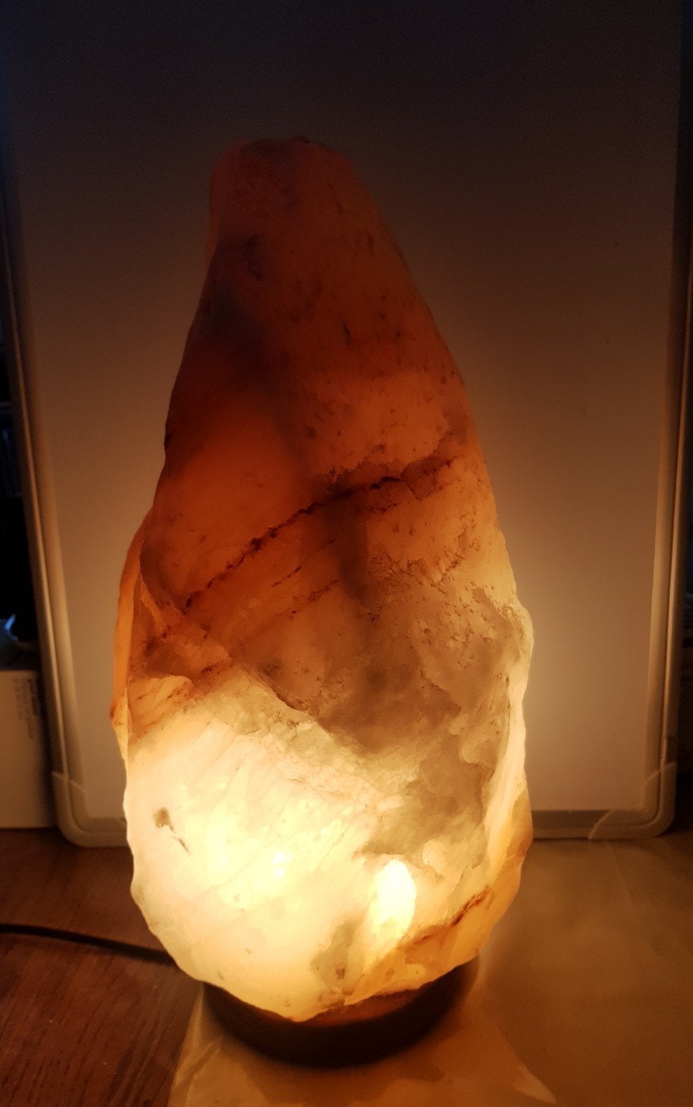 Himalaya zoutlamp., 43 cm, Zo goed als nieuw, Inclusief lichtbron, Ophalen